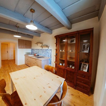 Apartmany Rodny Dom Deza Hoffmanna Банска-Штьявница Экстерьер фото
