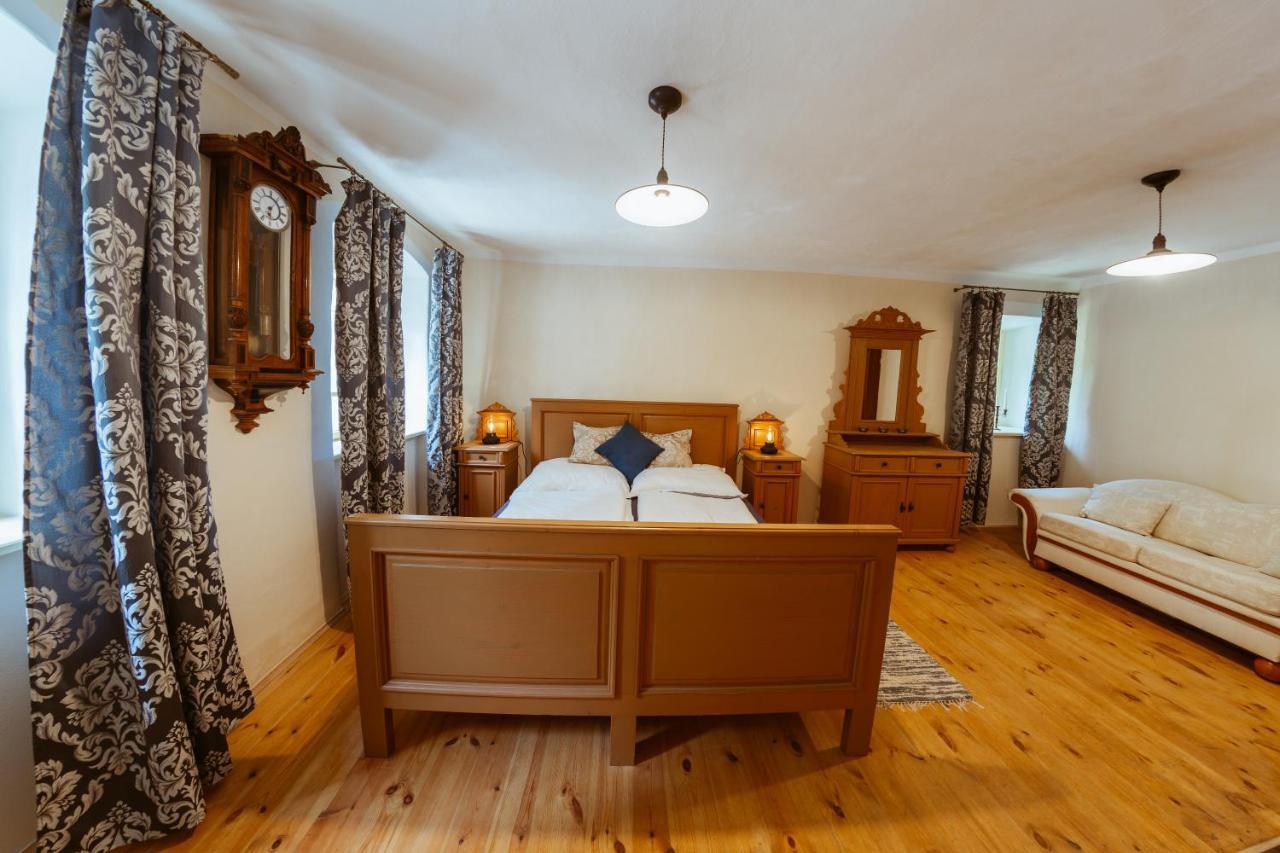Apartmany Rodny Dom Deza Hoffmanna Банска-Штьявница Экстерьер фото