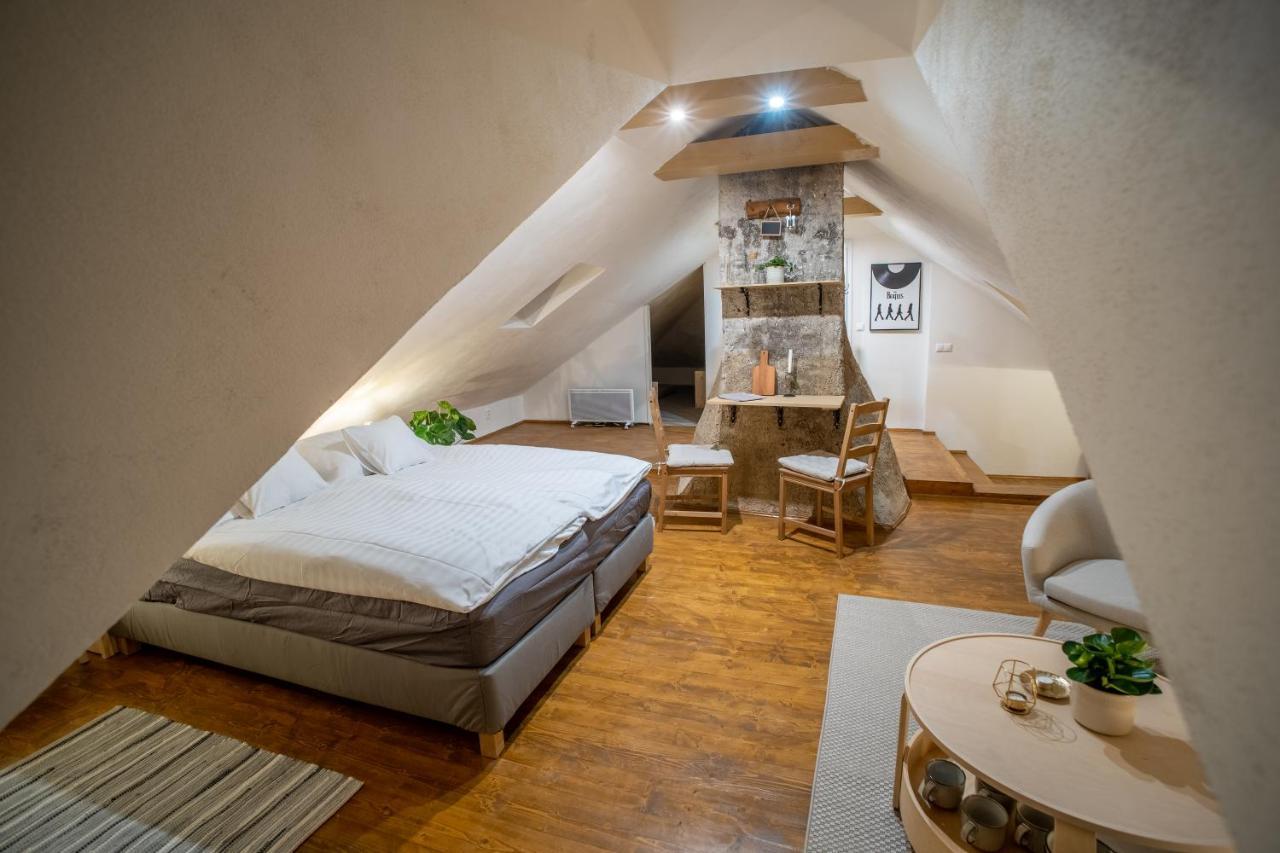 Apartmany Rodny Dom Deza Hoffmanna Банска-Штьявница Экстерьер фото